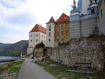 Measures to make the areas outside the Old Town more attractive are being planned © Michael Nader