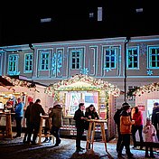 Vorweihnachtliche Stimmung mit besonderen Lichtinstallationen beim Melker Advent © Stadt Melk/Franz Gleiß