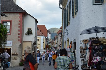 How many tourists can the Old Town cope with? © Branko Rijavec